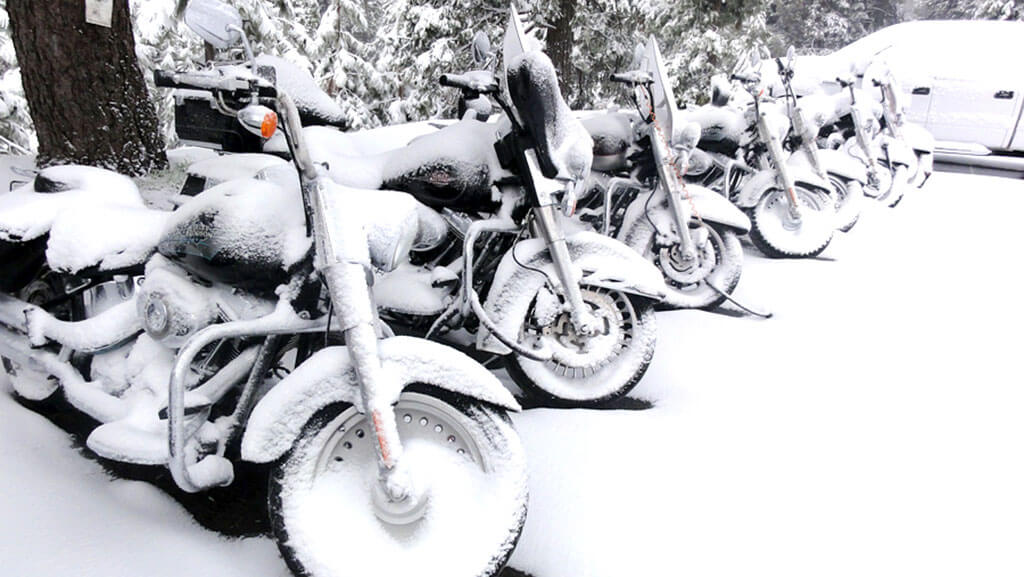 хранение электромотоцикла зимой, фото Mybro